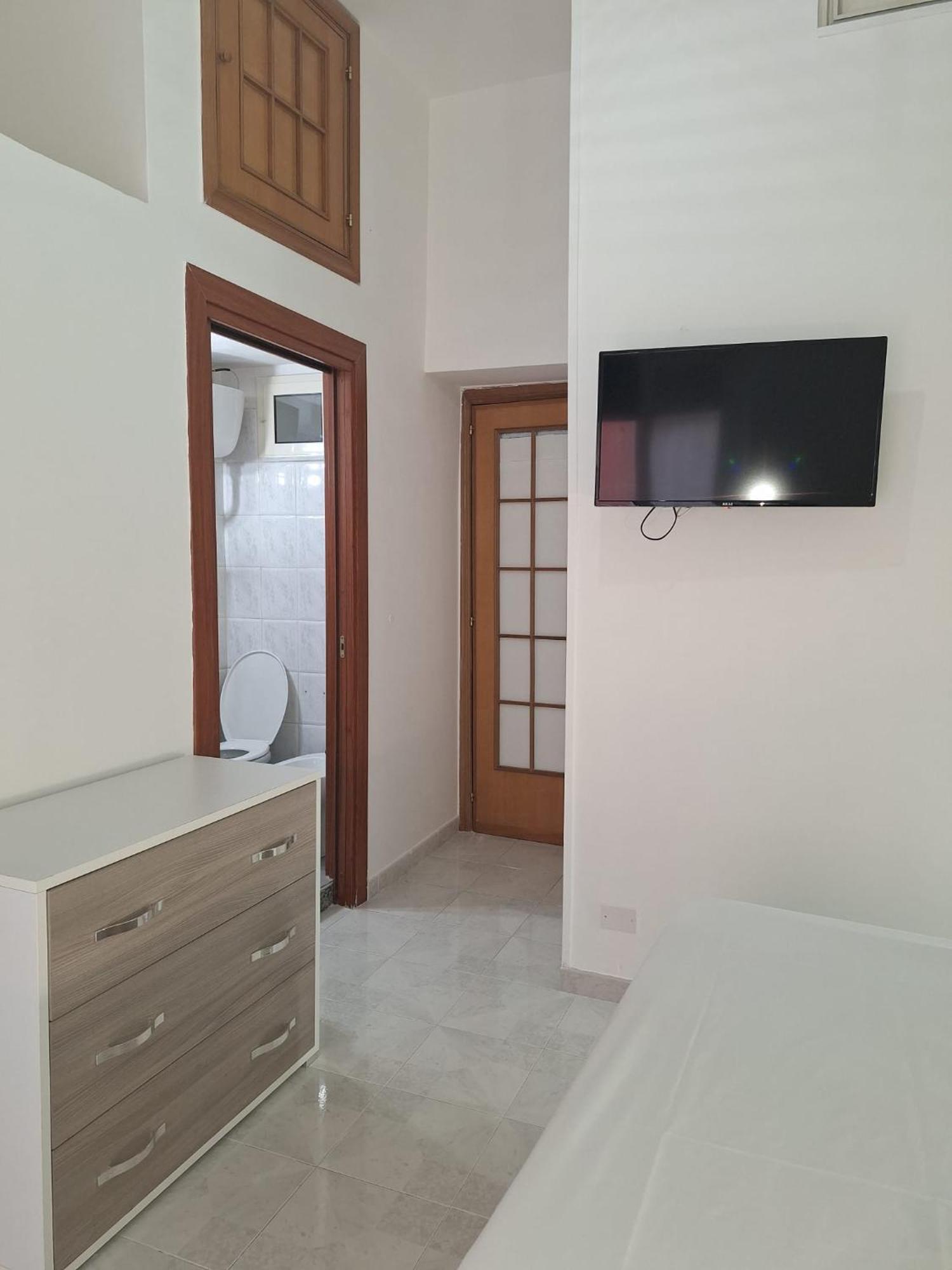 Cisterna'S House Hotel Napoli Ruang foto